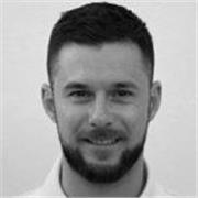 Formateur et mandataire immobilier, passionné par la transmission et l’accompagnement vers la réussite scolaire et pro.